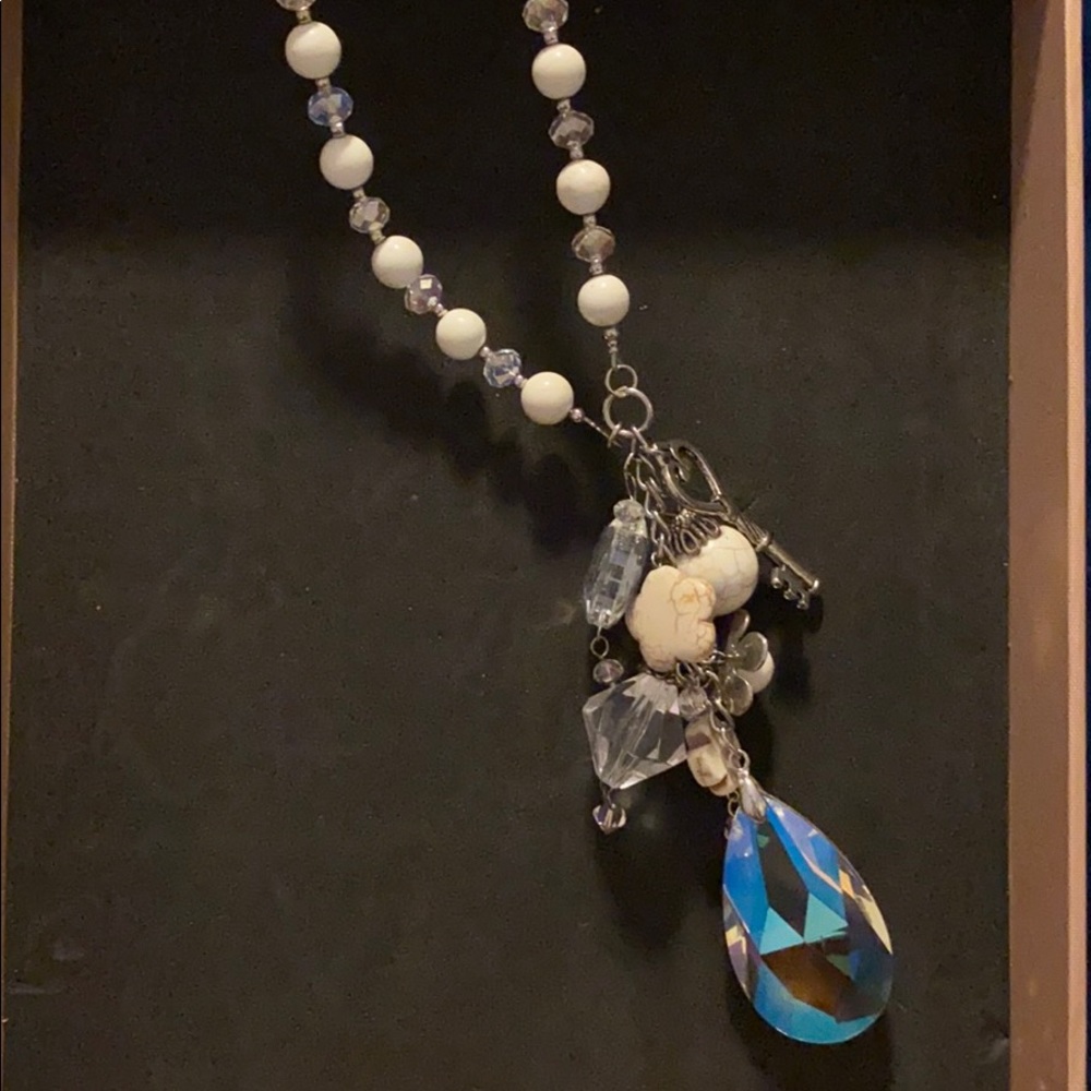Necklace ❤️ - Picture 3 of 5